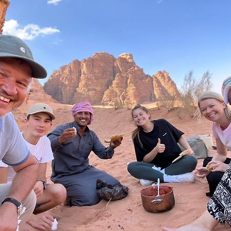 Wadi Rum-Bedouin Tents And Jeep Tours Exterior photo