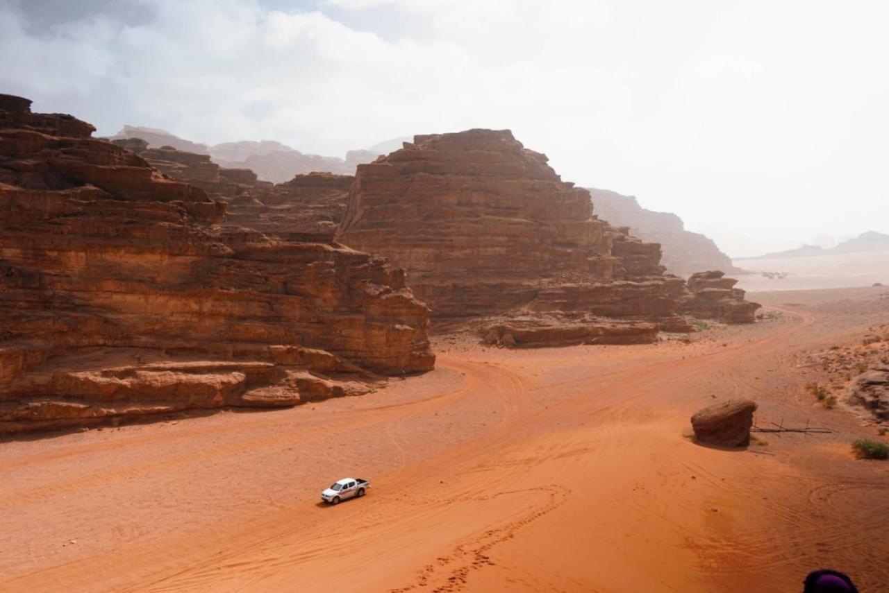 Wadi Rum-Bedouin Tents And Jeep Tours Exterior photo