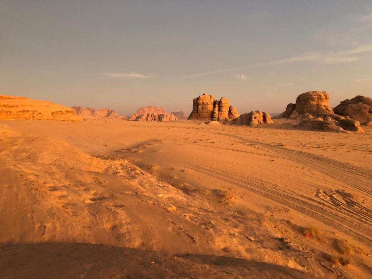 Wadi Rum-Bedouin Tents And Jeep Tours Exterior photo